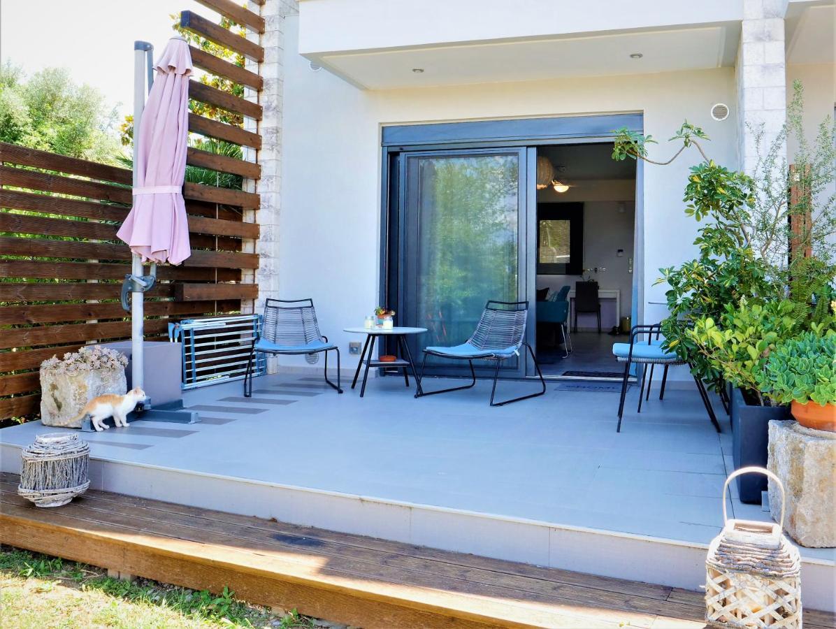 Seacret Apartments เซเลียนิติกา ภายนอก รูปภาพ